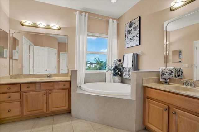 7172 ISLAMORADA CIRCLE, Seminole, FL 33777