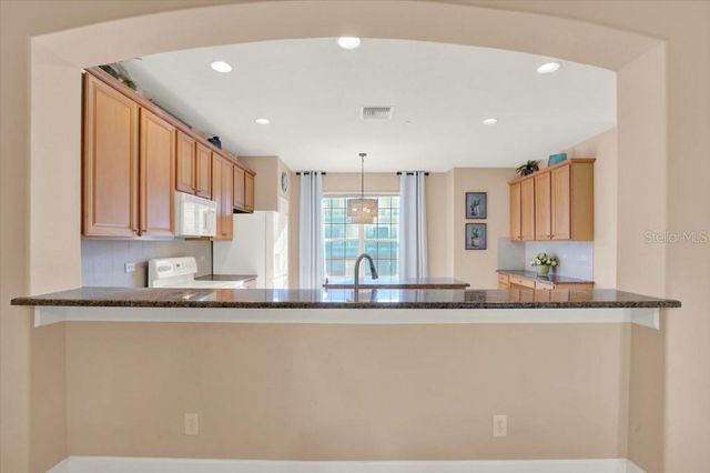 7172 ISLAMORADA CIRCLE, Seminole, FL 33777