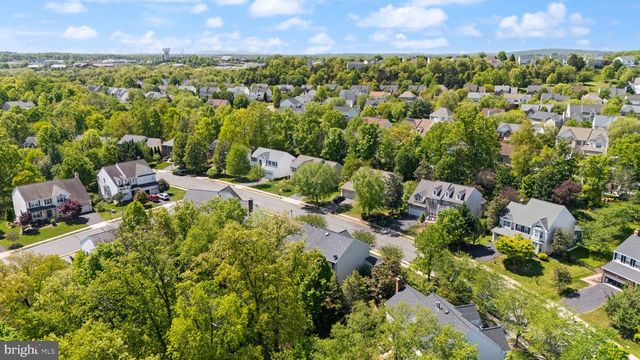 817 KENNETH PL SE, Leesburg, VA 20175