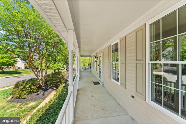 817 KENNETH PL SE, Leesburg, VA 20175
