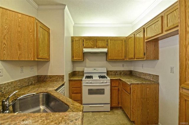 1308 Elmhurst, Irvine, CA 92618