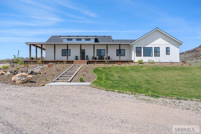 1032 E Butte Road, Menan, ID 83434