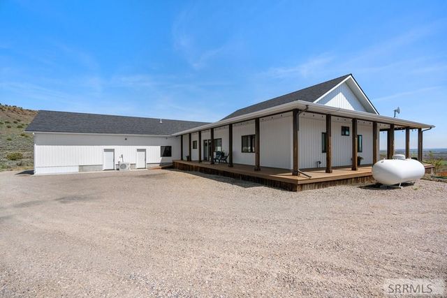 1032 E Butte Road, Menan, ID 83434