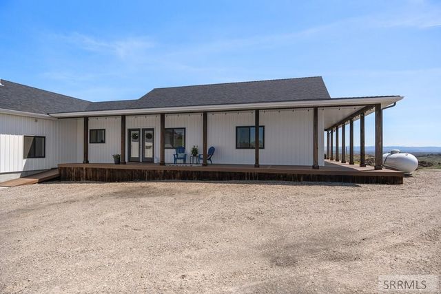 1032 E Butte Road, Menan, ID 83434