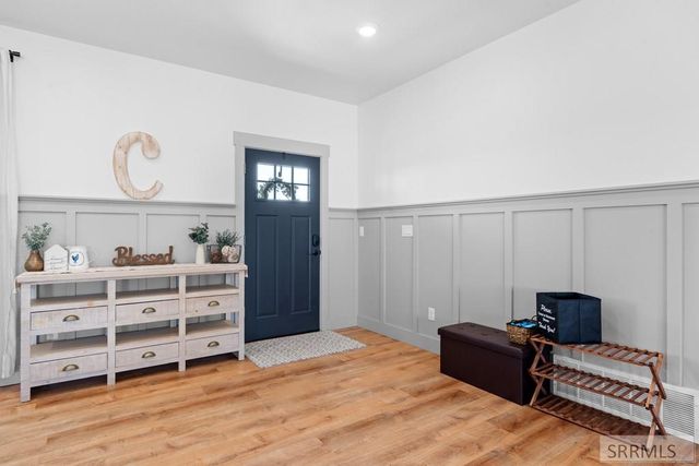 1032 E Butte Road, Menan, ID 83434