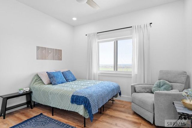 1032 E Butte Road, Menan, ID 83434