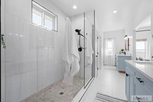 1032 E Butte Road, Menan, ID 83434