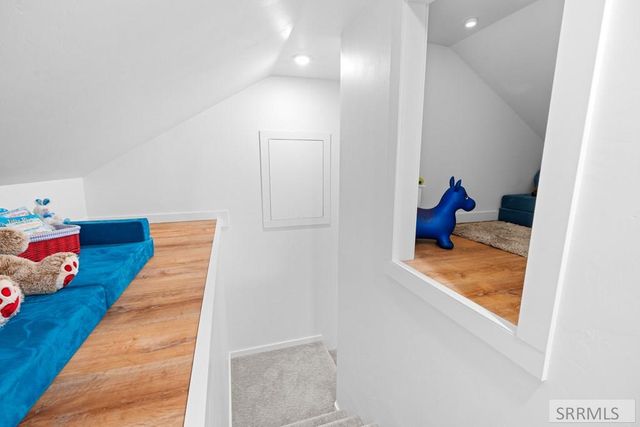 1032 E Butte Road, Menan, ID 83434