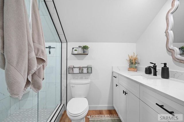 1032 E Butte Road, Menan, ID 83434