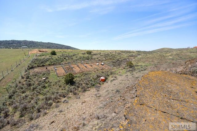 1032 E Butte Road, Menan, ID 83434