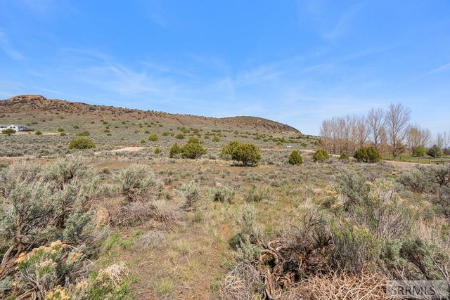 1032 E Butte Road, Menan, ID 83434