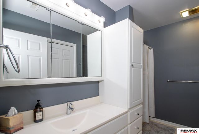 3418 Cape Charles Road W, Lincoln, NE 68516