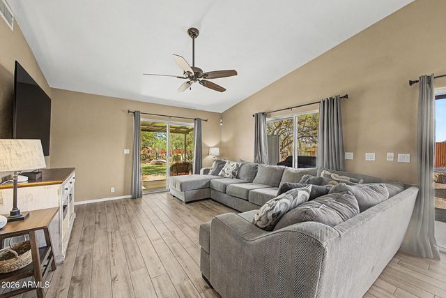 1502 S PROSPECTORS Road, Apache Junction, AZ 85119