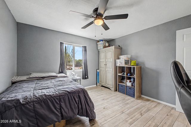 1502 S PROSPECTORS Road, Apache Junction, AZ 85119