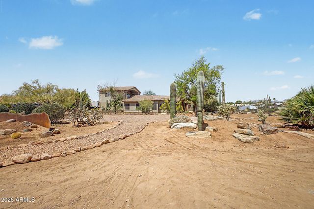 1502 S PROSPECTORS Road, Apache Junction, AZ 85119