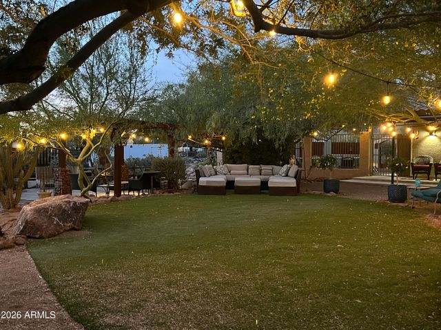 1502 S PROSPECTORS Road, Apache Junction, AZ 85119