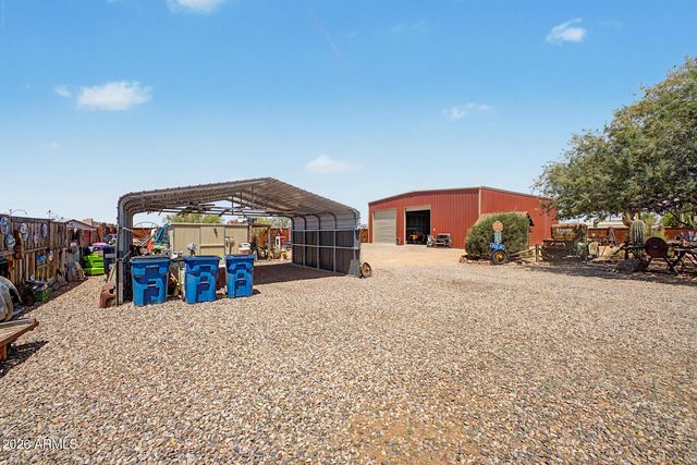 1502 S PROSPECTORS Road, Apache Junction, AZ 85119