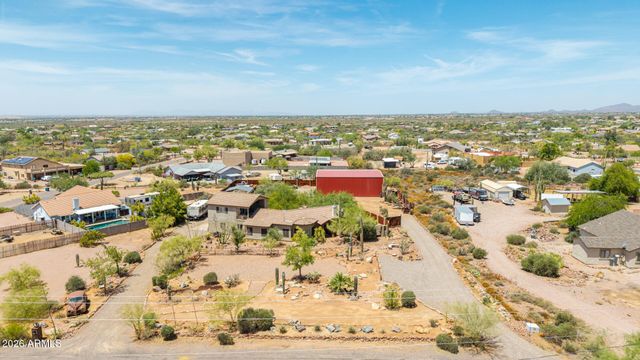 1502 S PROSPECTORS Road, Apache Junction, AZ 85119