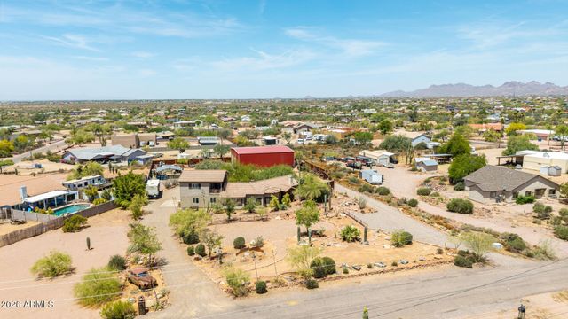 1502 S PROSPECTORS Road, Apache Junction, AZ 85119