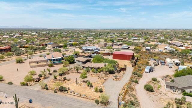 1502 S PROSPECTORS Road, Apache Junction, AZ 85119