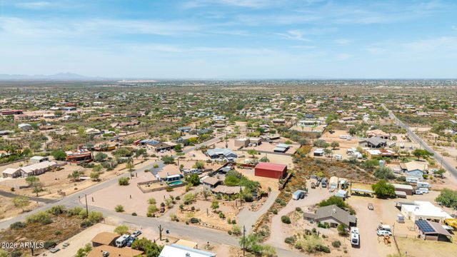 1502 S PROSPECTORS Road, Apache Junction, AZ 85119