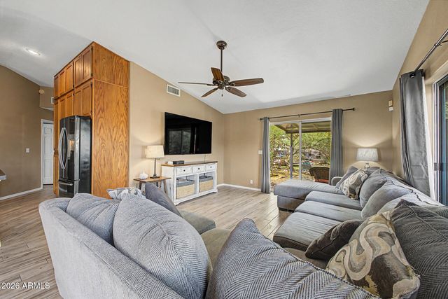 1502 S PROSPECTORS Road, Apache Junction, AZ 85119
