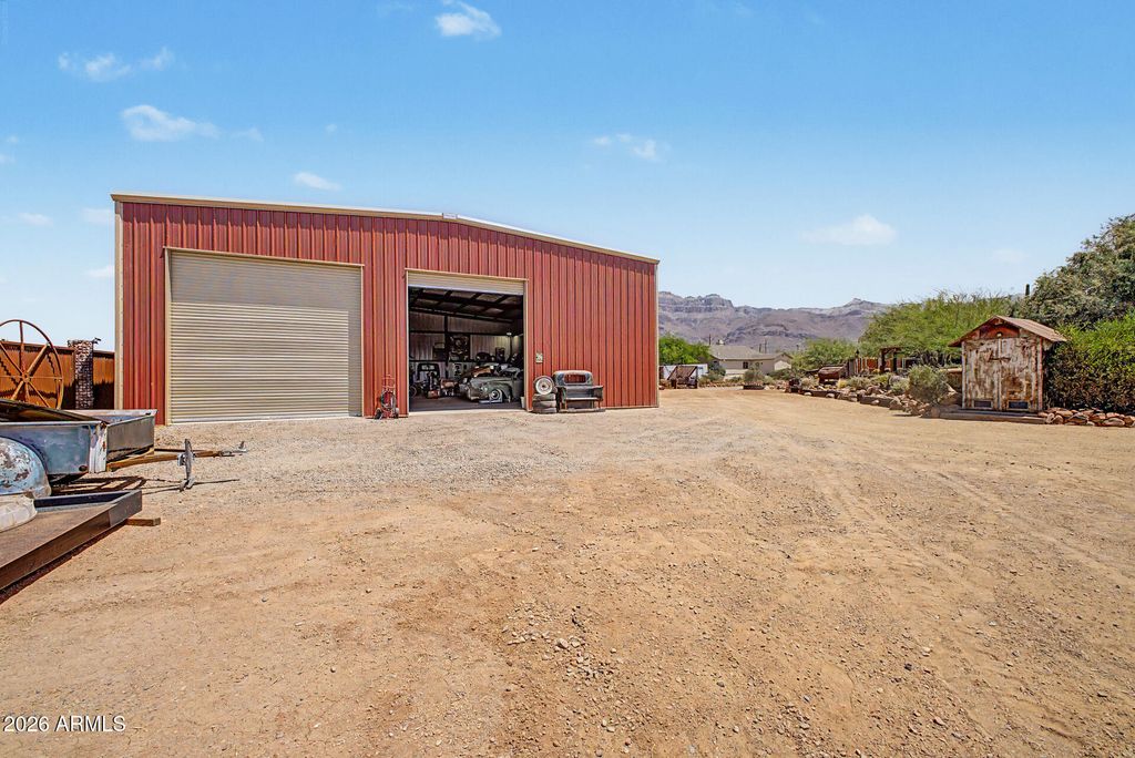 1502 S PROSPECTORS Road, Apache Junction, AZ 85119 — photo 3
