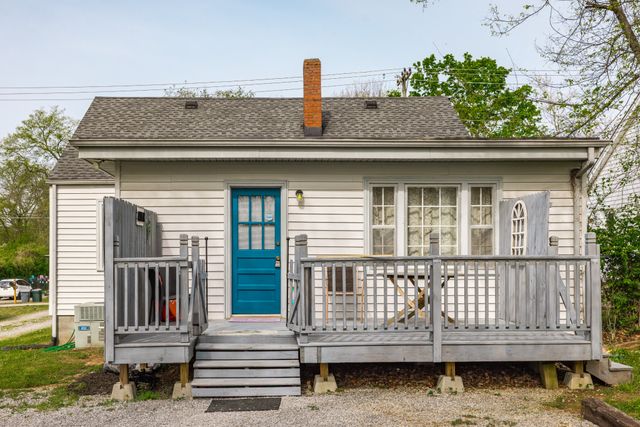 125 Shivel Dr, Hendersonville, TN 37075