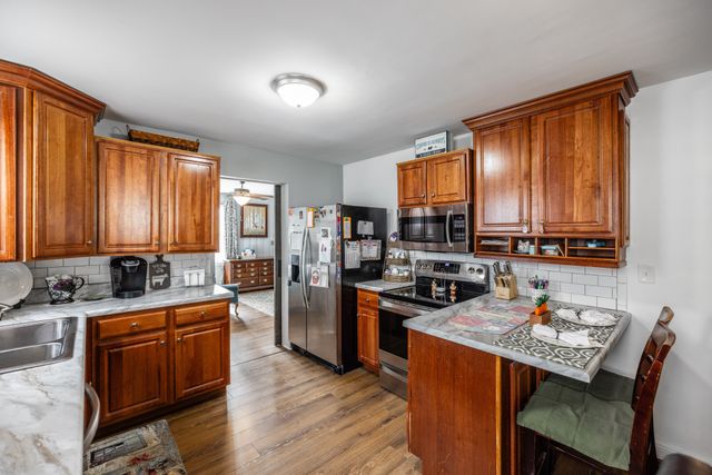 125 Shivel Dr, Hendersonville, TN 37075