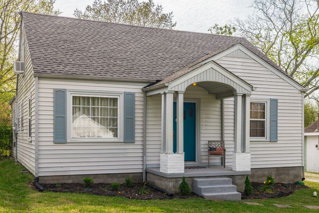 125 Shivel Dr, Hendersonville, TN 37075