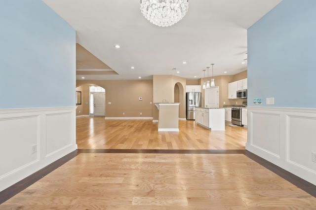 855 Wintercreeper Dr., Longs, SC 29568