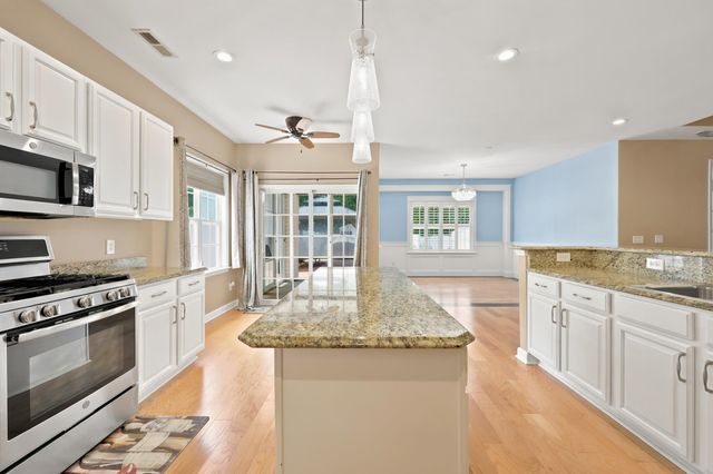 855 Wintercreeper Dr., Longs, SC 29568