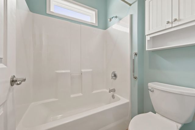 855 Wintercreeper Dr., Longs, SC 29568