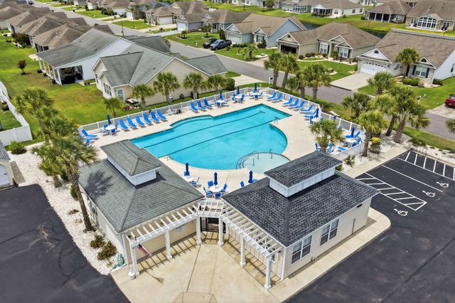 855 Wintercreeper Dr., Longs, SC 29568