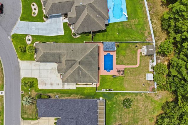 855 Wintercreeper Dr., Longs, SC 29568