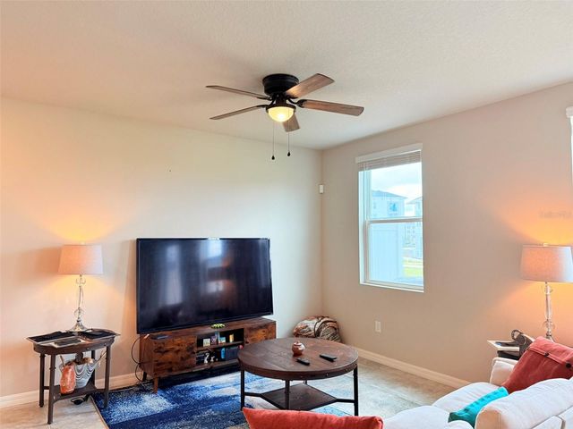 7727 MOMENTUM PARKWAY, Wesley Chapel, FL 33545