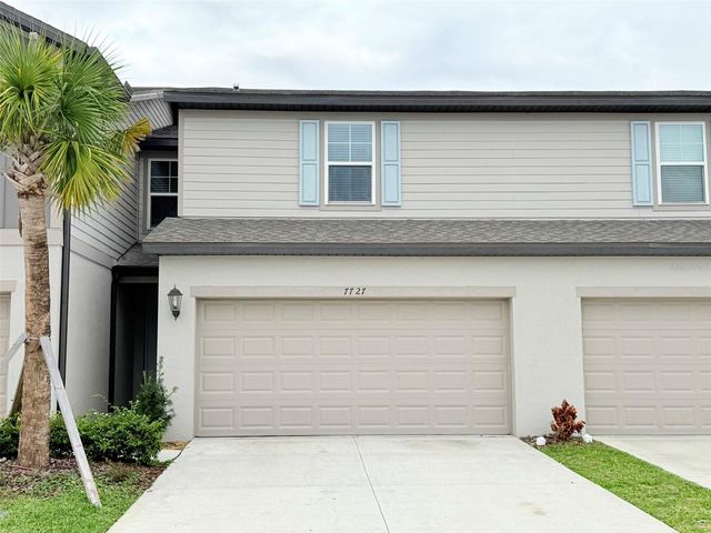 7727 MOMENTUM PARKWAY, Wesley Chapel, FL 33545