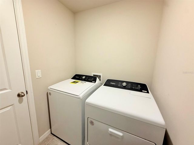 7727 MOMENTUM PARKWAY, Wesley Chapel, FL 33545