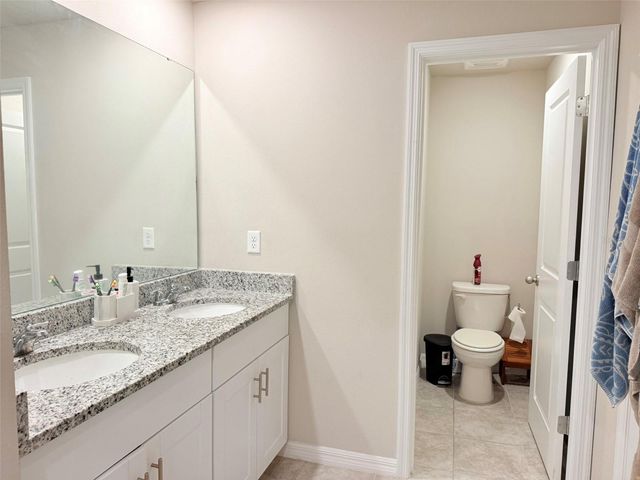 7727 MOMENTUM PARKWAY, Wesley Chapel, FL 33545