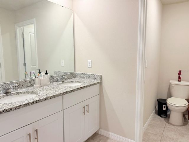 7727 MOMENTUM PARKWAY, Wesley Chapel, FL 33545