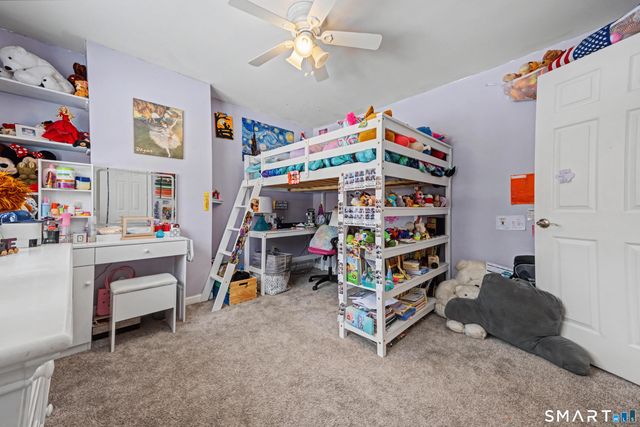 10 Country Farm Road, Oxford, CT 06478