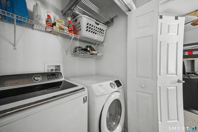 10 Country Farm Road, Oxford, CT 06478