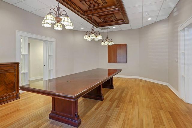 155 8TH STREET N, St Petersburg, FL 33701