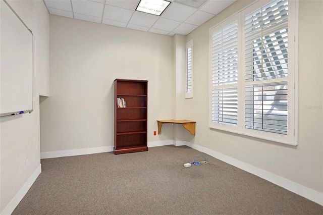 155 8TH STREET N, St Petersburg, FL 33701