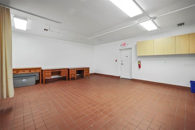 155 8TH STREET N, St Petersburg, FL 33701
