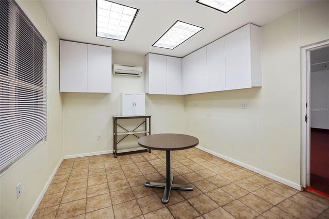 155 8TH STREET N, St Petersburg, FL 33701