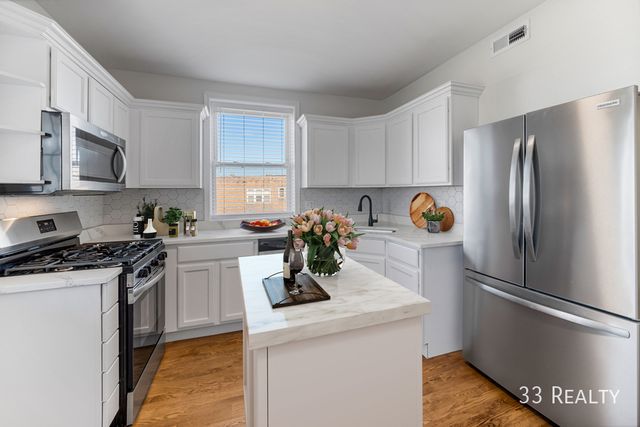 5412 N CAMPBELL Street 1, Chicago, IL 60659