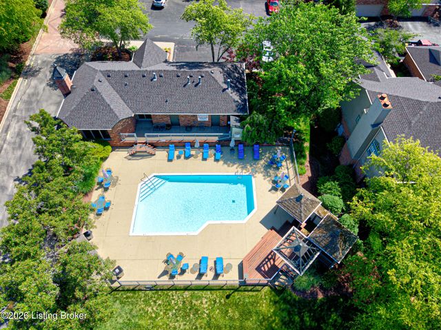 5620 Harrods Run Rd, Prospect, KY 40059