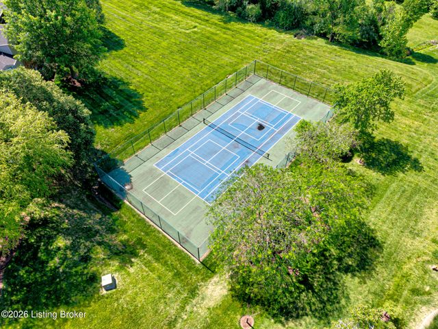 5620 Harrods Run Rd, Prospect, KY 40059