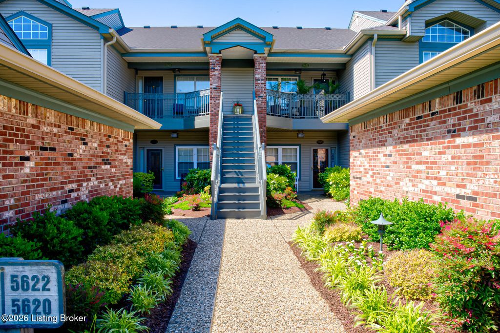 5620 Harrods Run Rd, Prospect, KY 40059